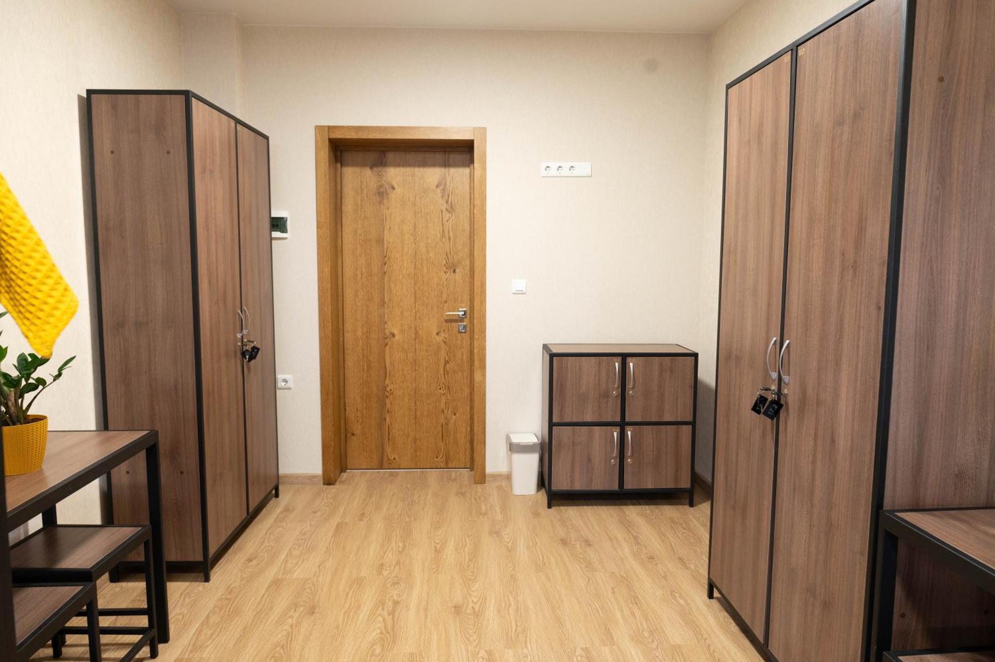 Hostel H Ровно Экстерьер фото